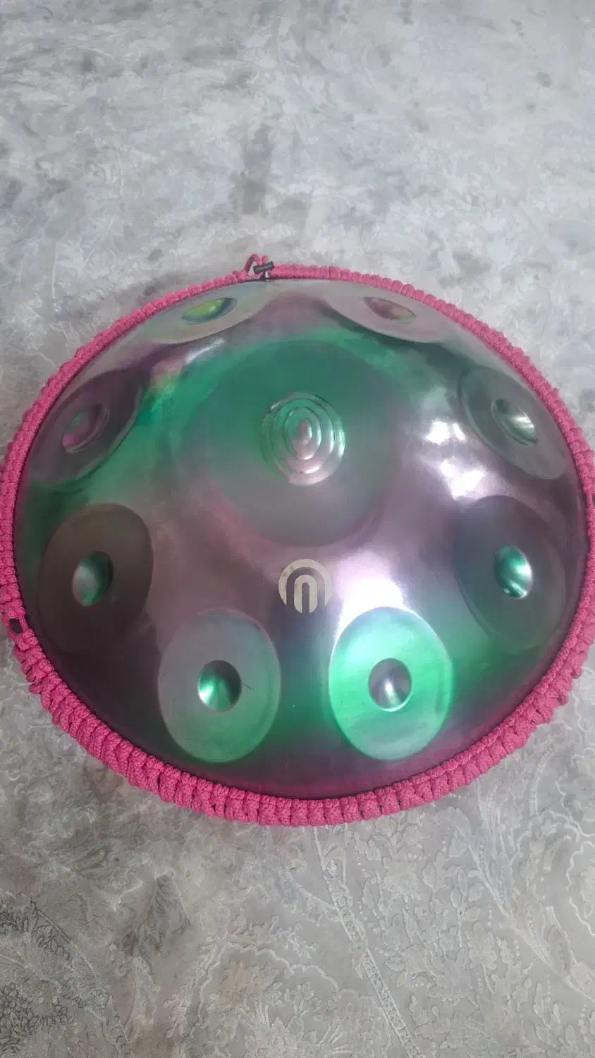 هنگدرام|درام و پرکاشن|شیراز, فرگاز|دیوار