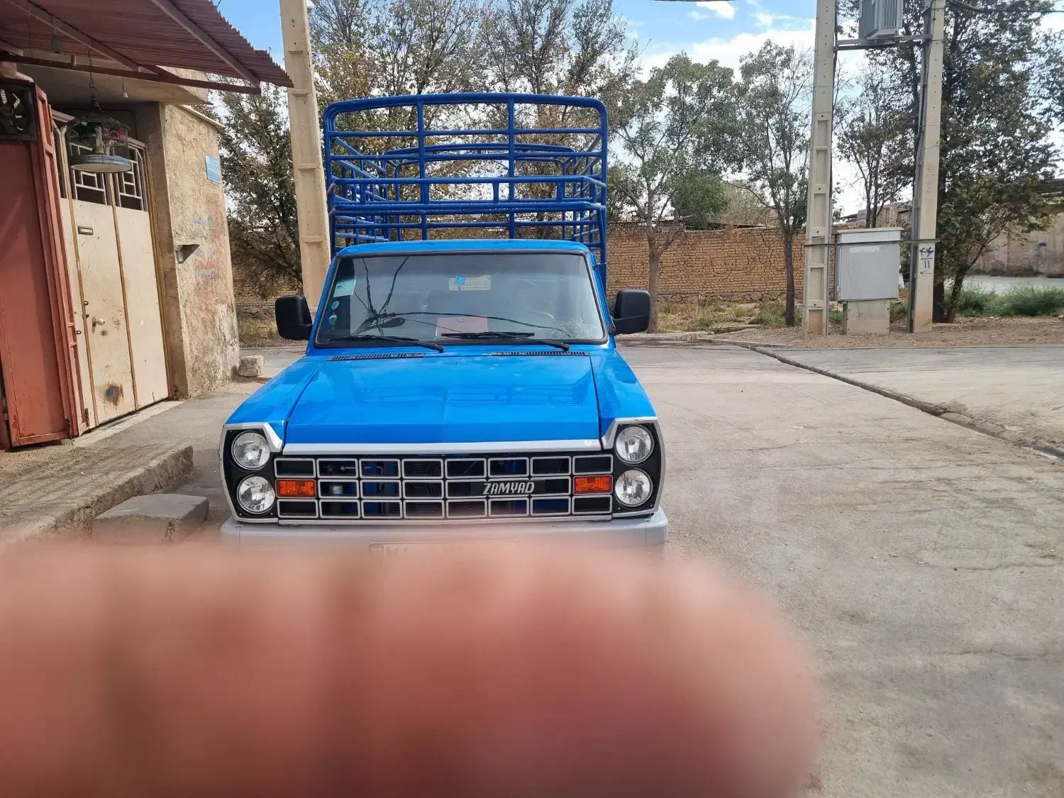 وانت نیسان تک سوز مدل ۱۴۰۱ در حد صفر|خودرو سواری و وانت|مرودشت, کناره|دیوار