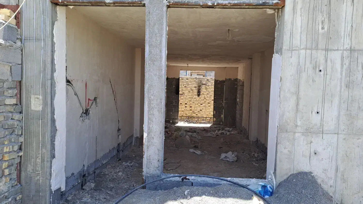 خانه ویلایی|فروش زمین و ملک کلنگی|کاخک, |دیوار