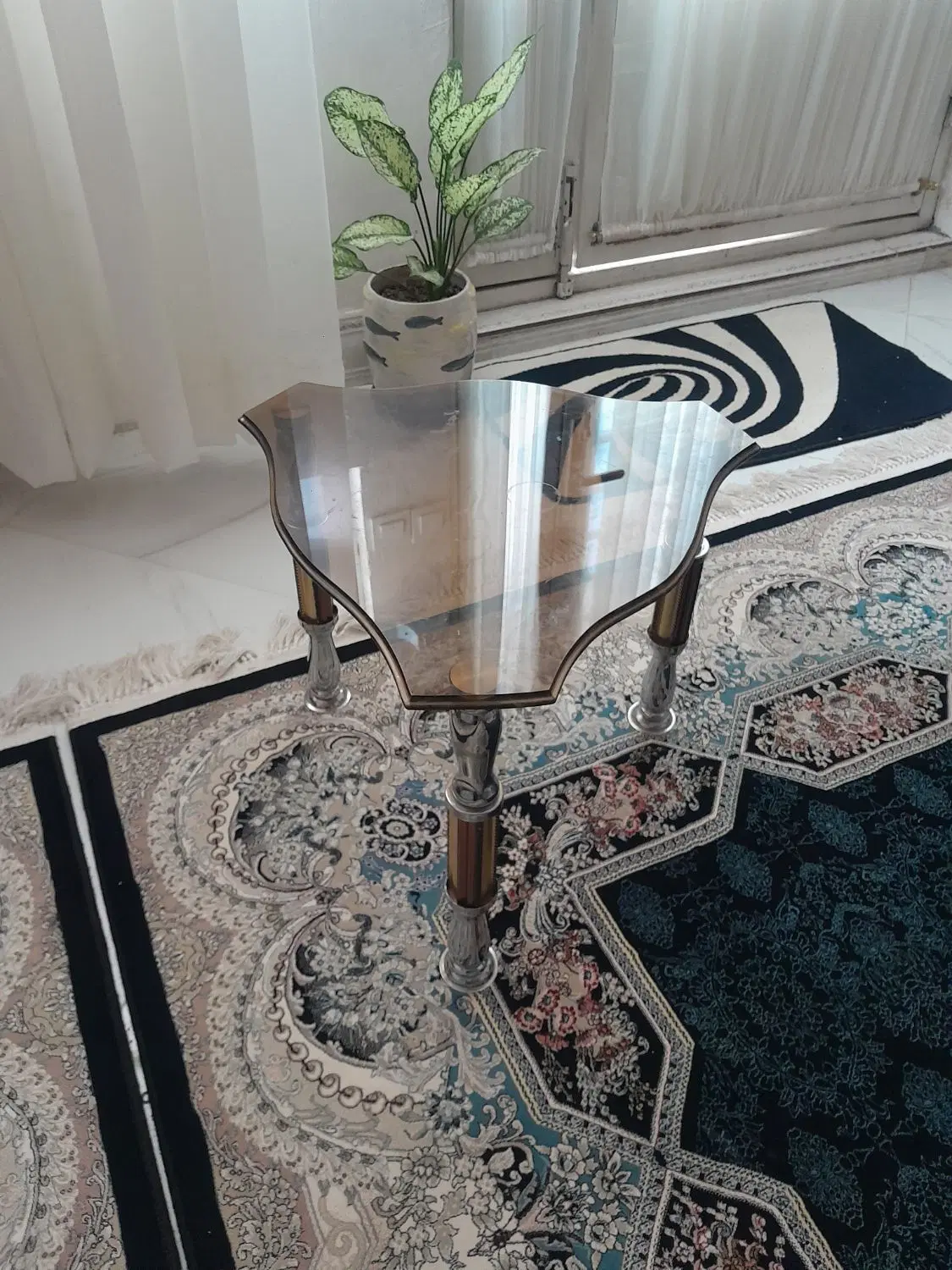 عسلی|مبلمان خانگی و میز عسلی|خرم‌آباد, |دیوار
