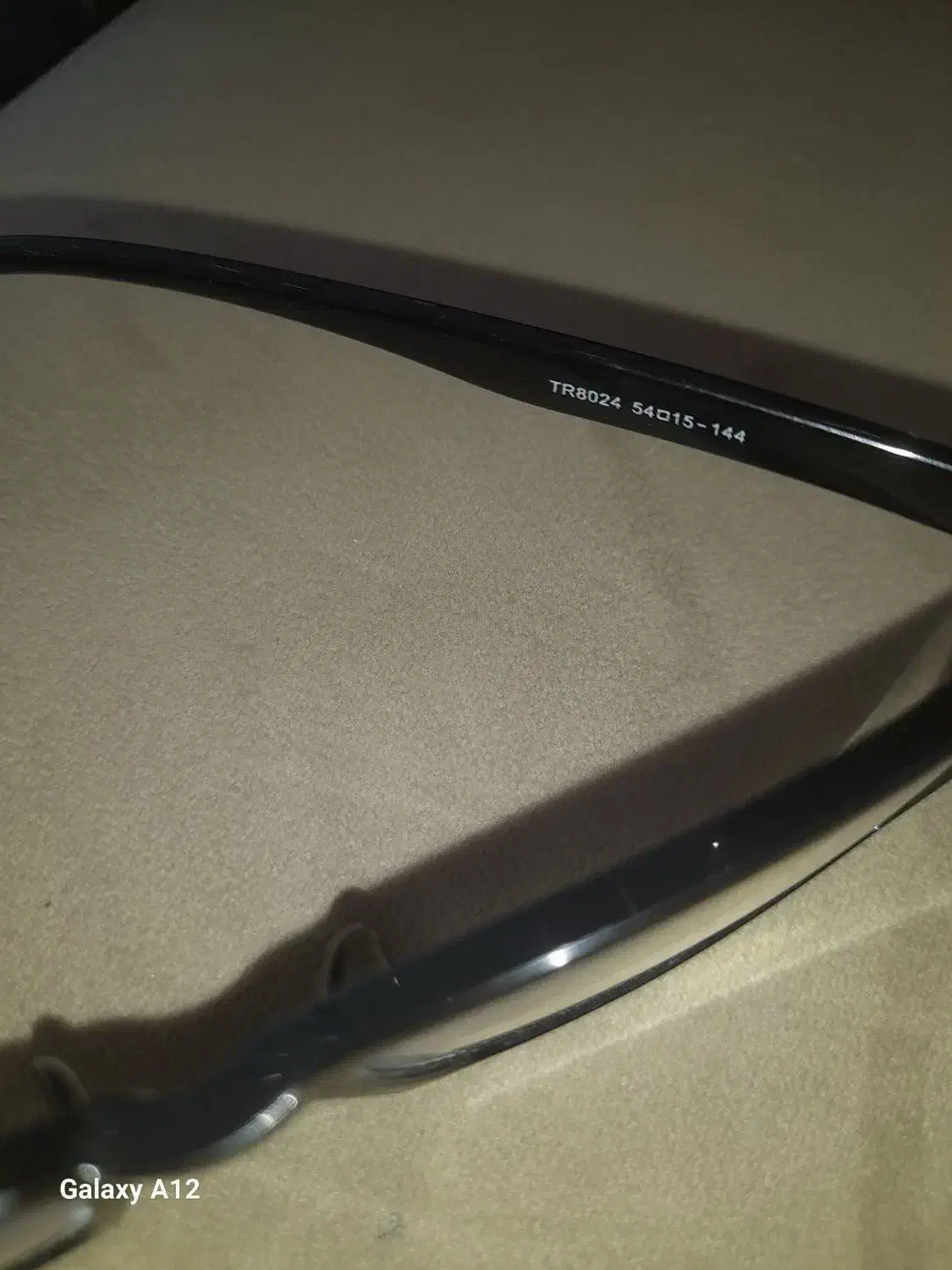 عینک محدوده پنگوئن پیدا شده|اشیا|کیش, |دیوار