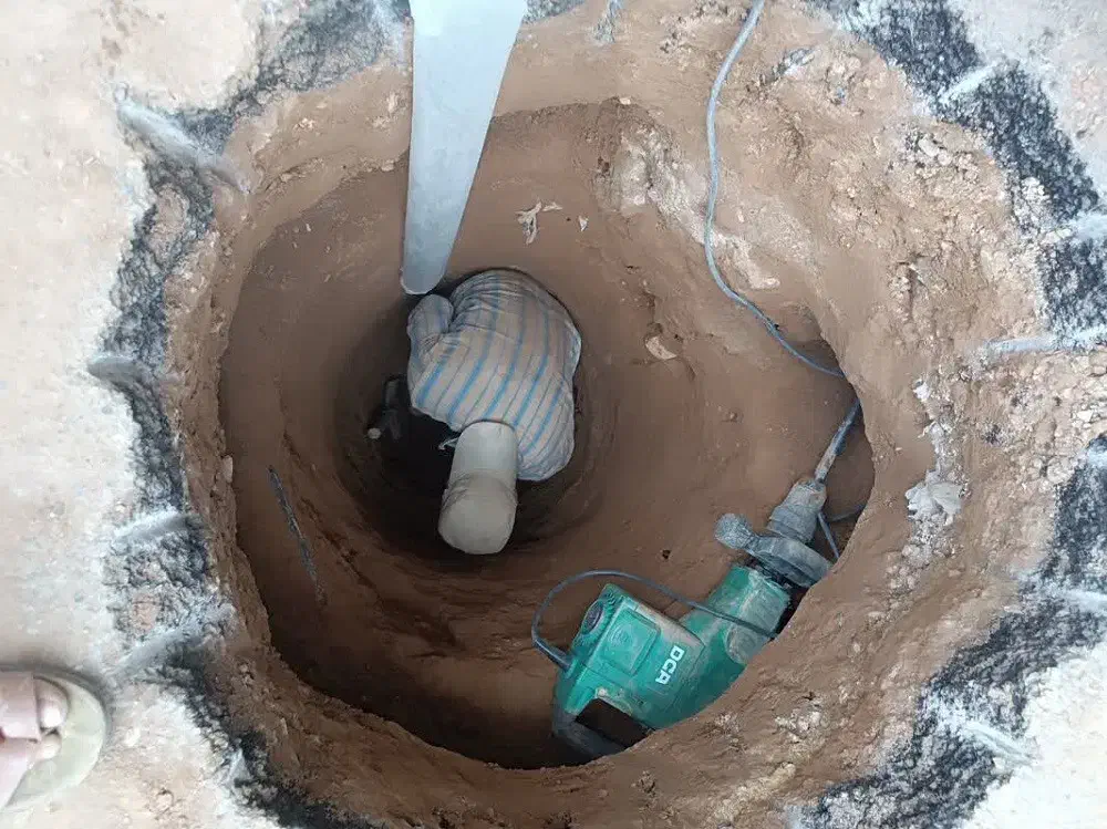 چاه کنی چاه کن حفاری و مقنی|خدمات پیشه و مهارت|نجف‌آباد, امام خمینی|دیوار