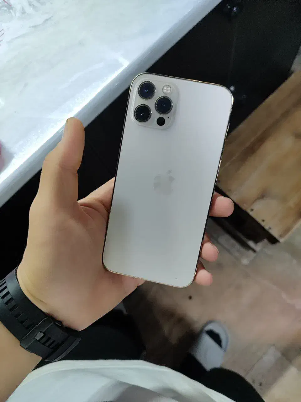 آیفون ۱۲ پرو درحد|موبایل|قم, زنبیل آباد|دیوار