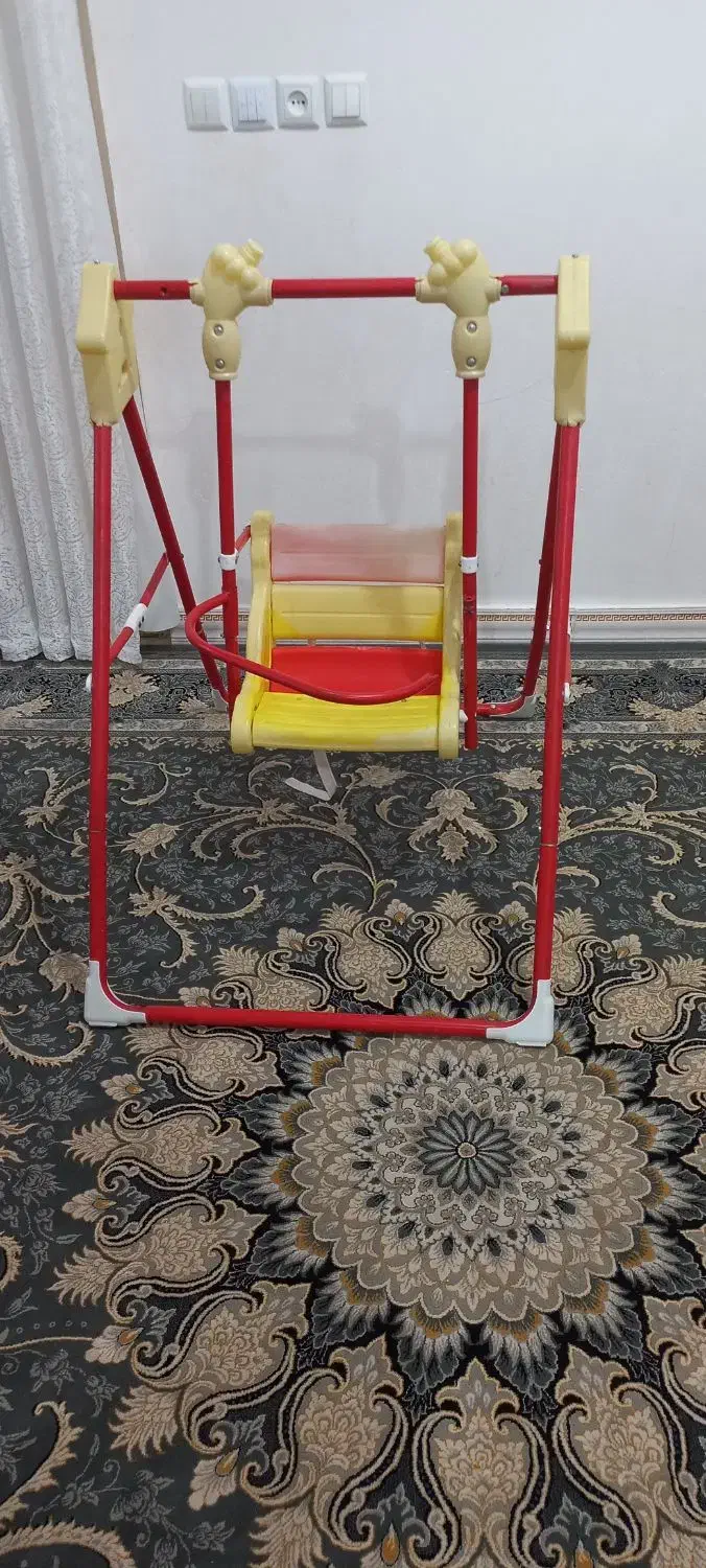 تاب کودک بدنه فلز|اسباب و اثاث بچه|بروجرد, |دیوار