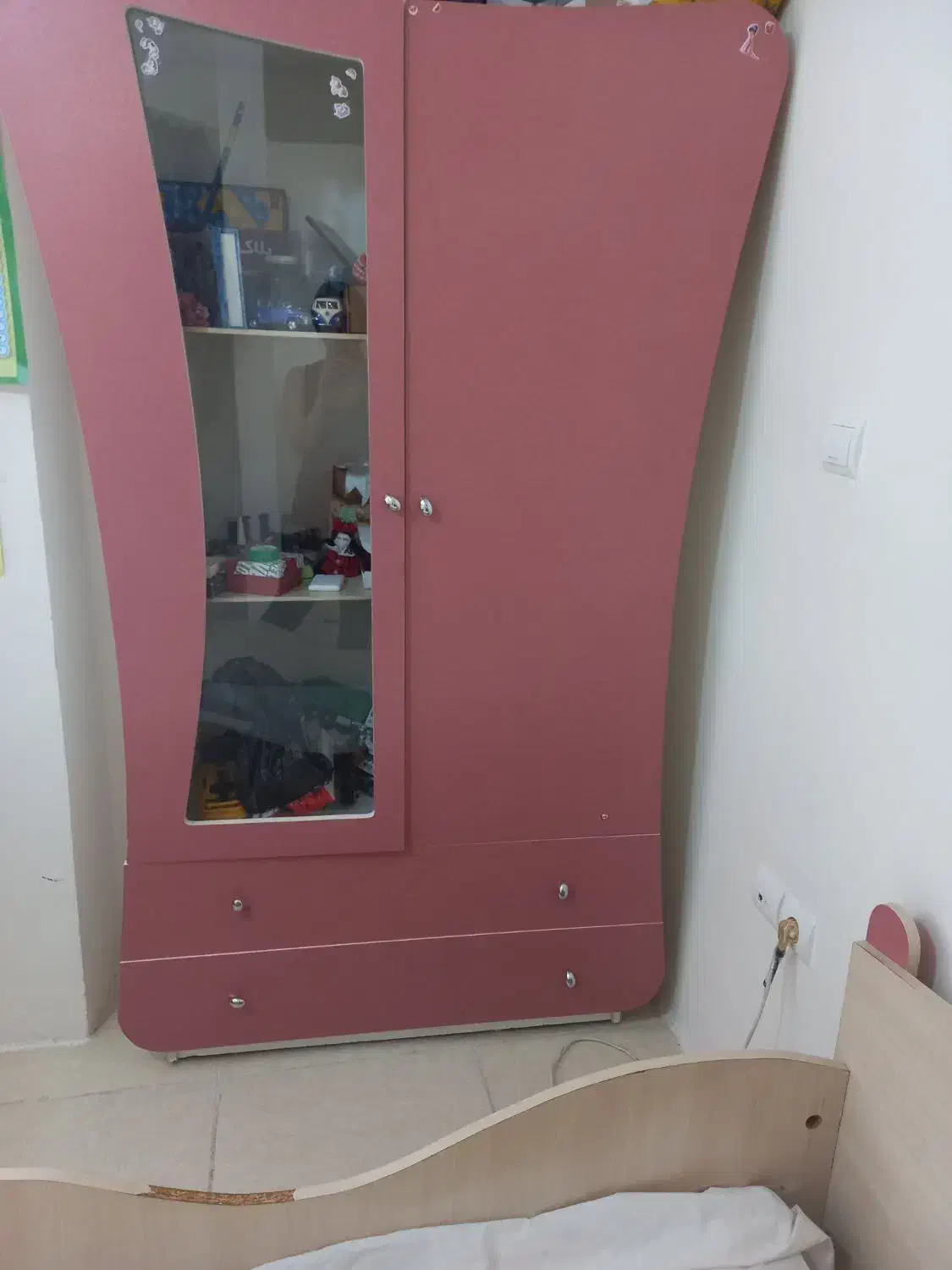 سرویس خواب|تخت و سرویس خواب|کرمانشاه, |دیوار