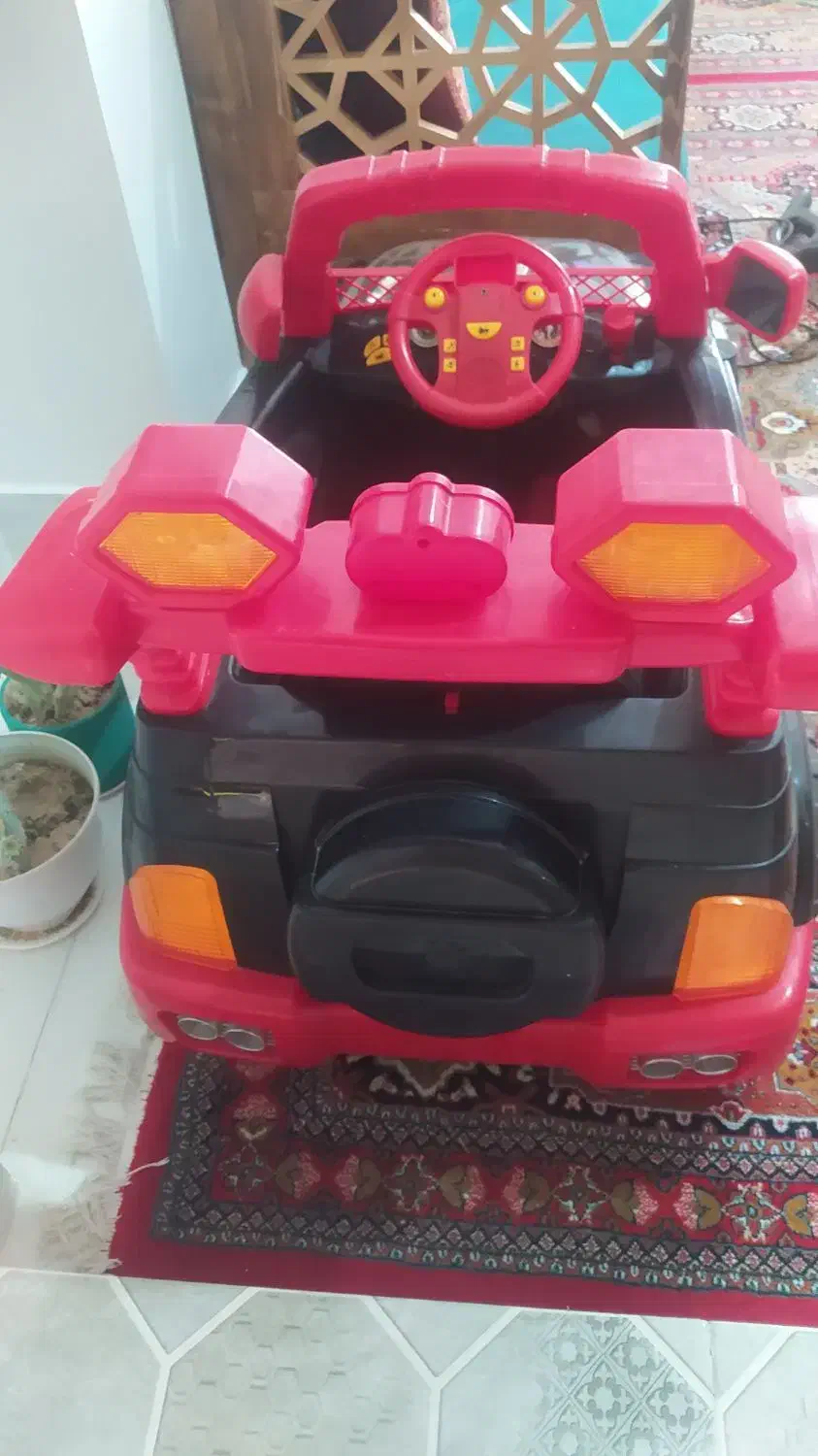 ماشین شارژی|اسباب‌بازی بچه|برازجان, |دیوار