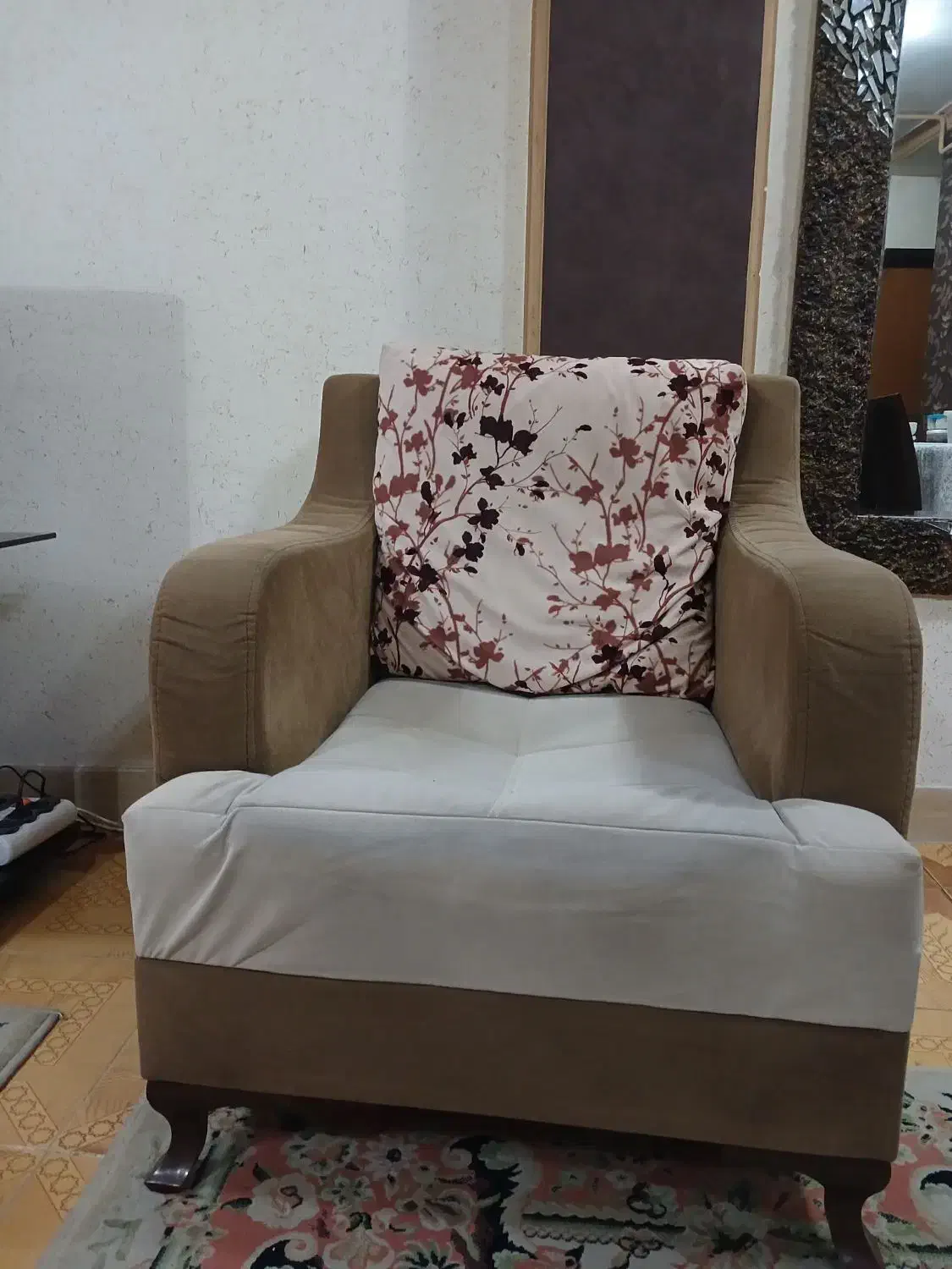 مبل|مبلمان خانگی و میز عسلی|رشت, استادسرا|دیوار