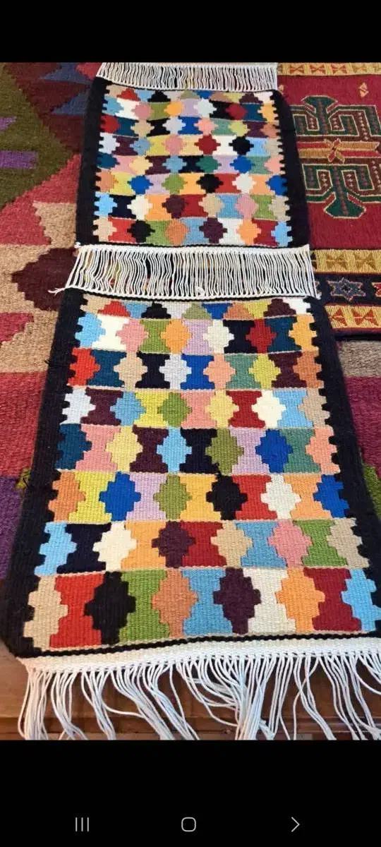 گلیم هر انداره با هر نخی بافته میشود|گلیم، جاجیم، گبه|قدس, شهرقدس|دیوار