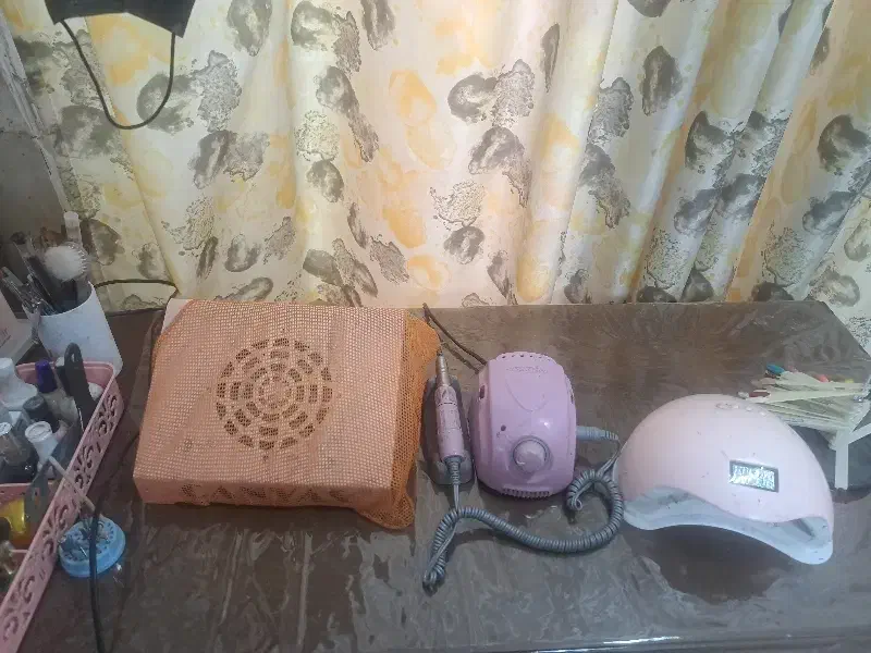 اجاره میز ناخن|خدمات آرایشگری و زیبایی|تهران, تختی|دیوار