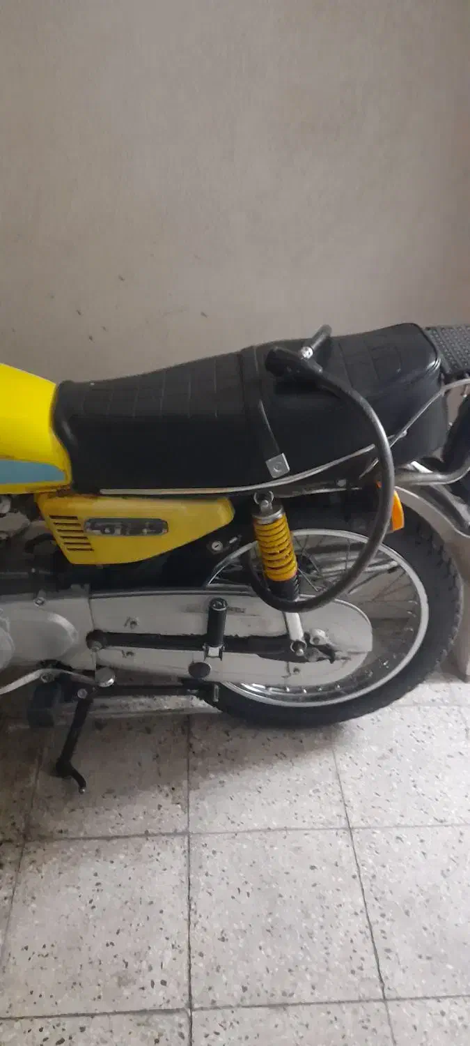 باک و زین لوازم موتور هوندا۱۲۵|قطعات یدکی و لوازم جانبی|ری, حمزهآباد|دیوار