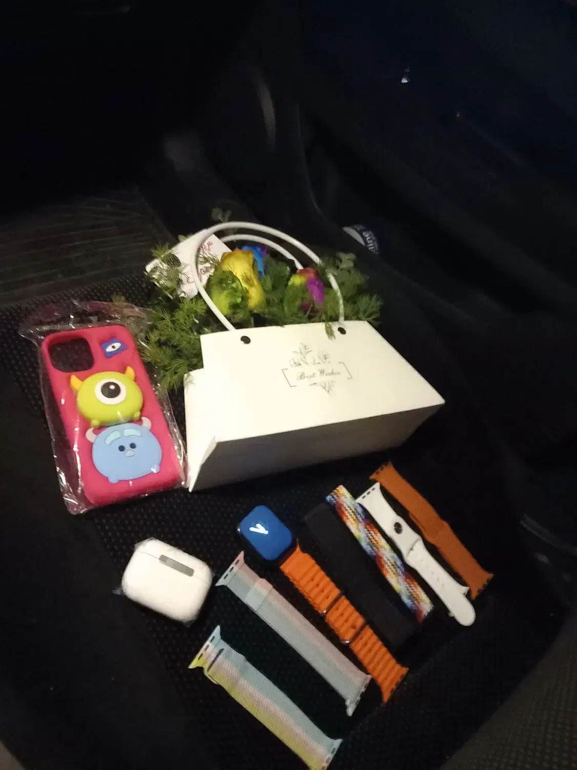 اپل واچ و بند|ساعت|رباط‌کریم, رباط‌کریم|دیوار