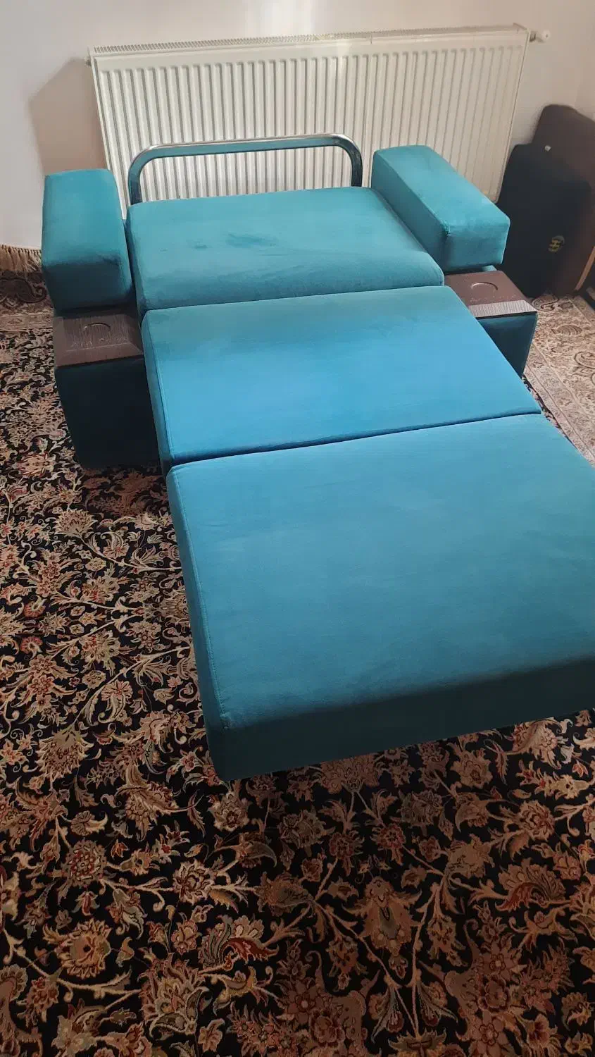 مبل تخت خواب شو سالم و در حد نو|مبلمان خانگی و میز عسلی|ابهر, |دیوار