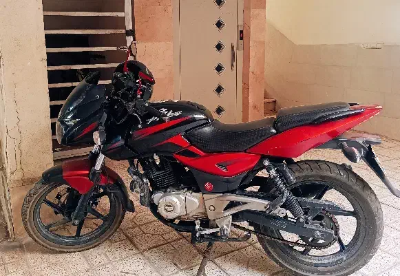 موتور پالس UG5 180|موتورسیکلت|تهران, تهرانپارس شرقی|دیوار