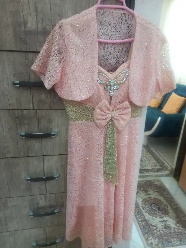 لباس|لباس|رشت, ولکس|دیوار