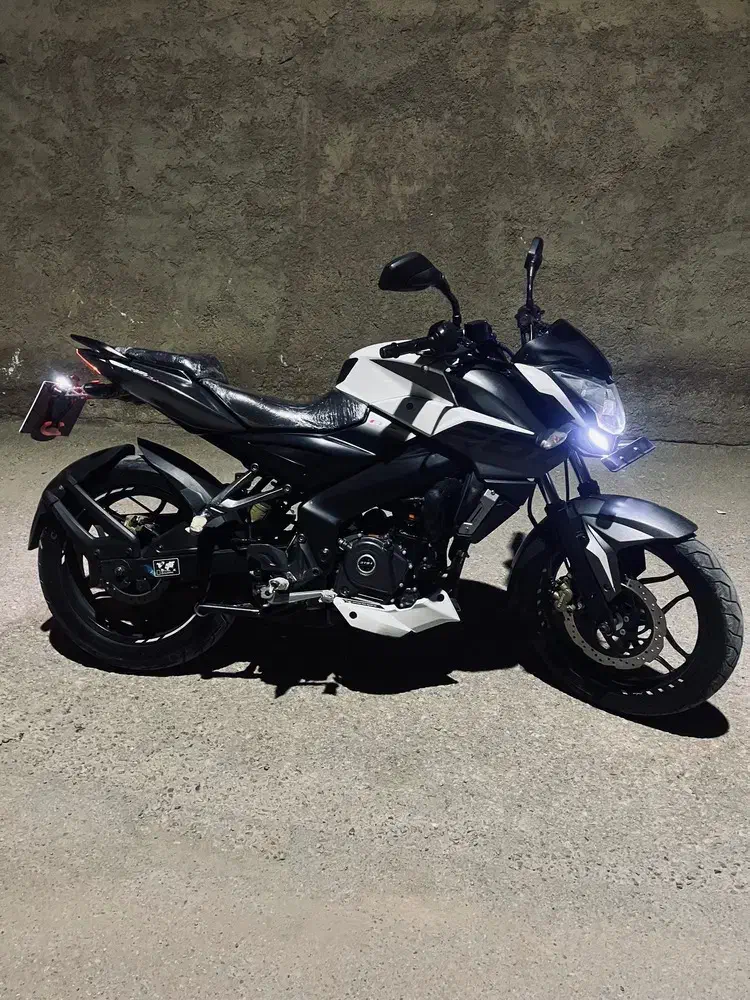 NS 200cc|موتورسیکلت|اسفراین, |دیوار