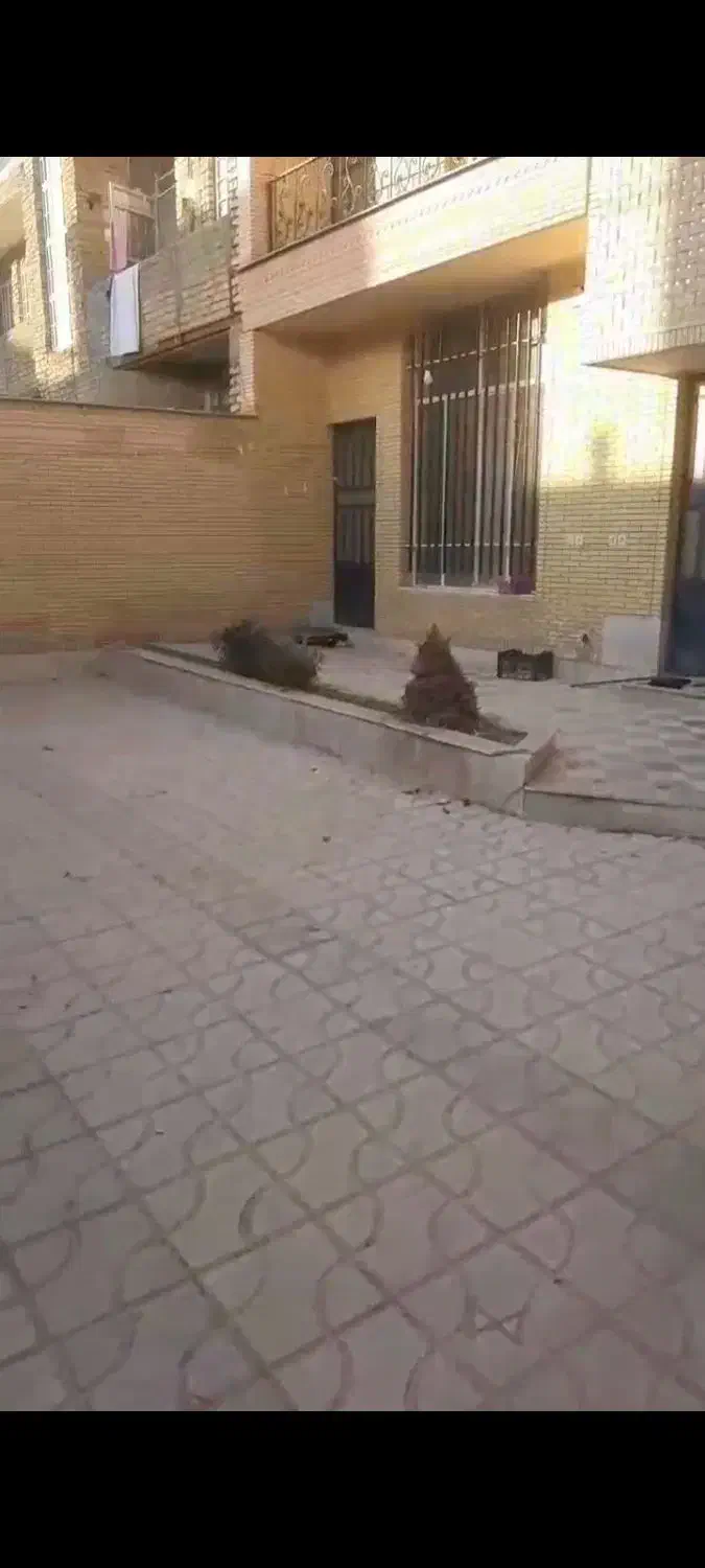 ویلایی طبقه دوم تمیز|اجارهٔ خانه و ویلا|شیراز, شهرک نیروی انتظامی|دیوار