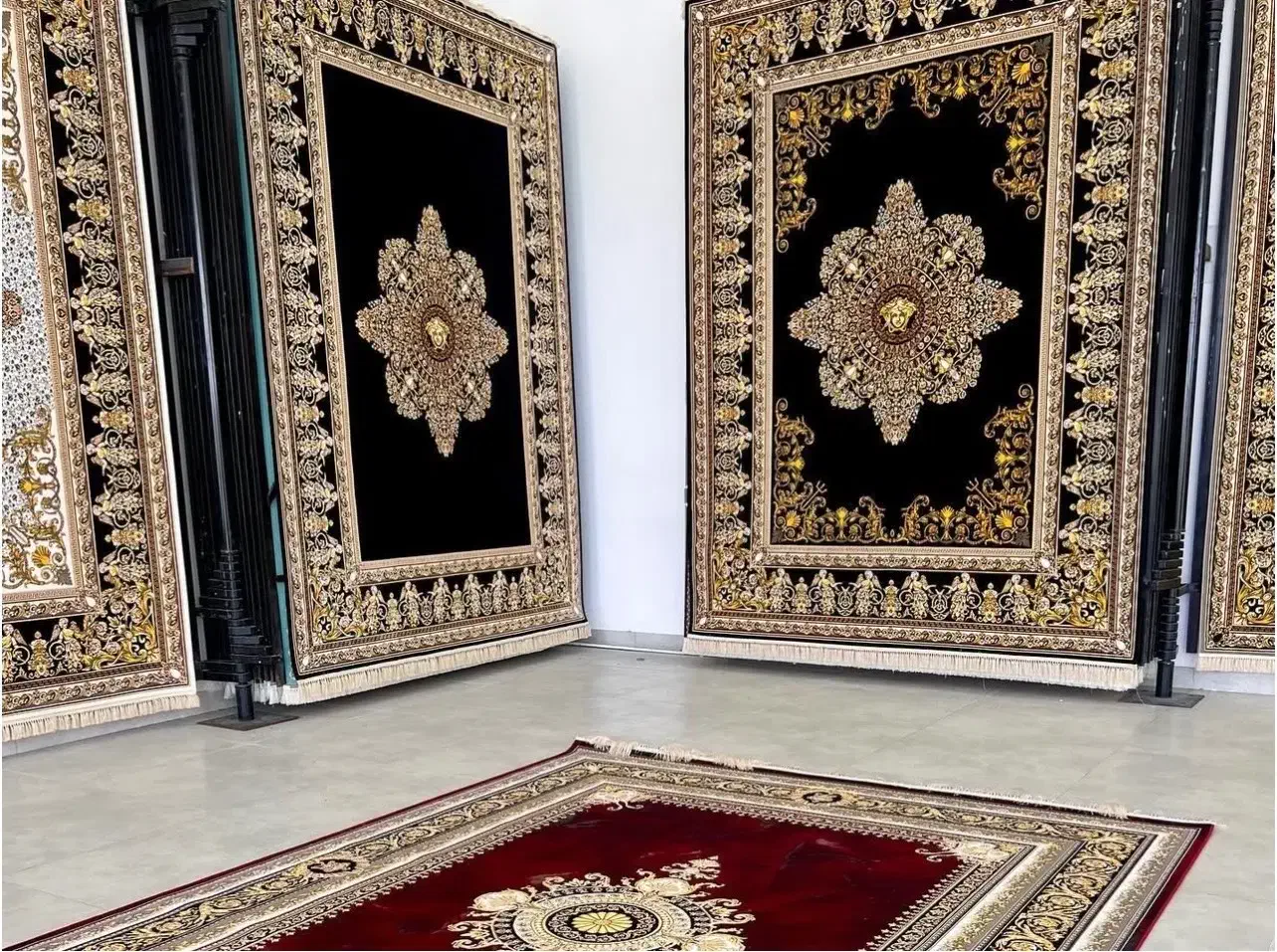 فرش بهارستان 700شانه ریزبافت کد ۵۵۴۳|فرش|شیراز, عادل آباد|دیوار