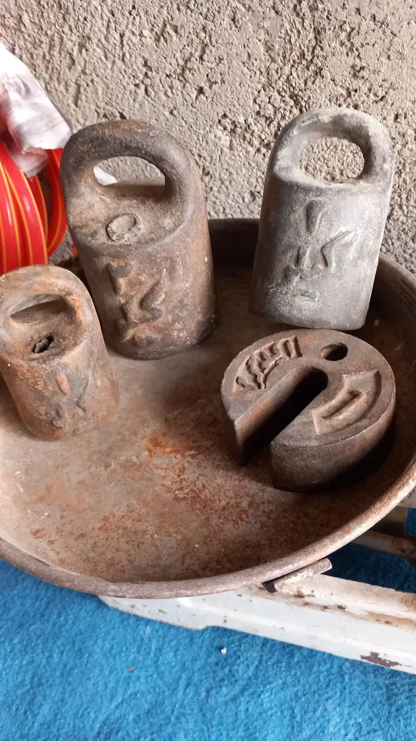 ترازو ۱۵ کیلویی با۱۲کیلو سنگ|فروشگاه و مغازه|اقبالیه, |دیوار