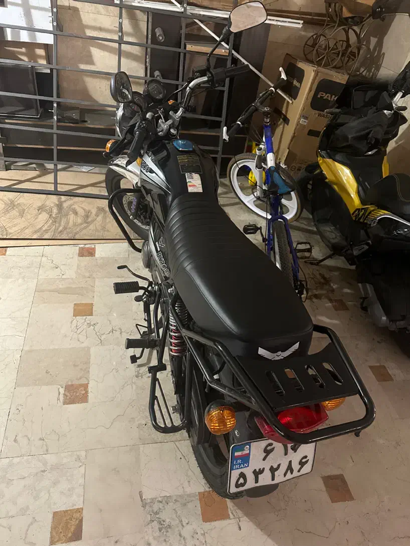 BX200|موتورسیکلت|تهران, فلسطین (میدان انقلاب)|دیوار