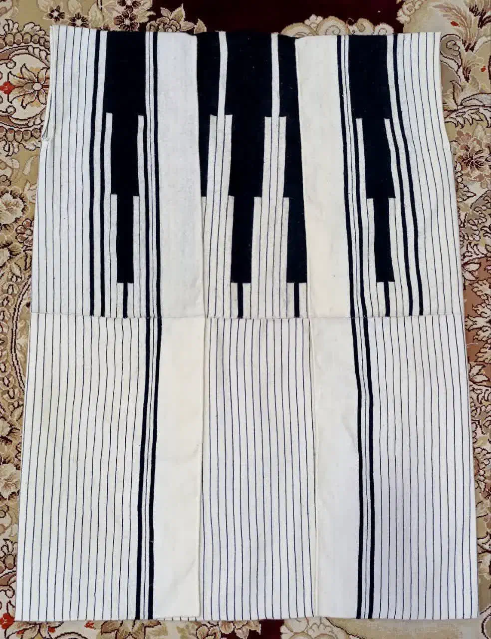 چوقا بختیاری با کاموا طبیعی|لباس|خمینی‌شهر, |دیوار