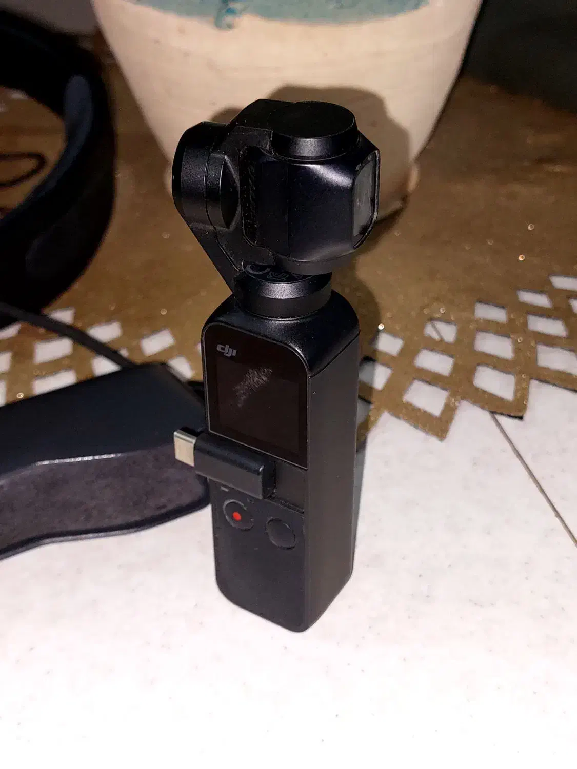 DJI Osmo Pocket|دوربین عکاسی و فیلم‌برداری|کاشان, شهرک خاتم الانبیا (مسکن ملی کاشان)|دیوار