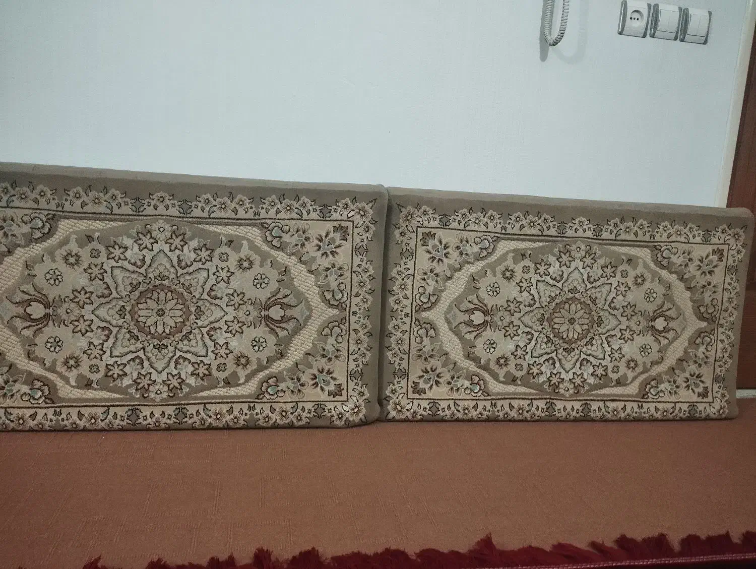 پشتی|پشتی|قزوین, |دیوار