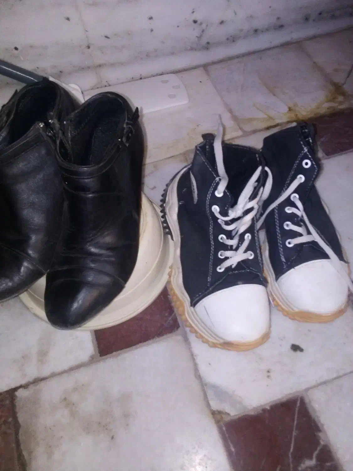 کفش چکمه|کیف، کفش، کمربند|سبزوار, فقیه سبزواری|دیوار