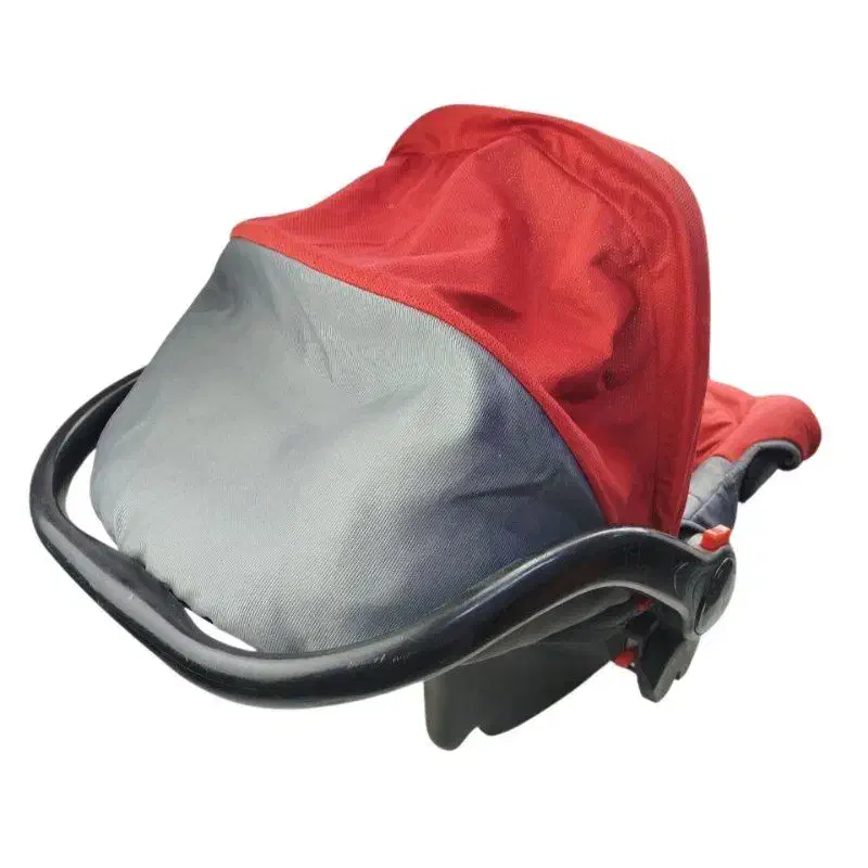 کریر و صندلی ماشین نوزاد پیرکاردین|کالسکه و لوازم جانبی|تهران, منیریه|دیوار