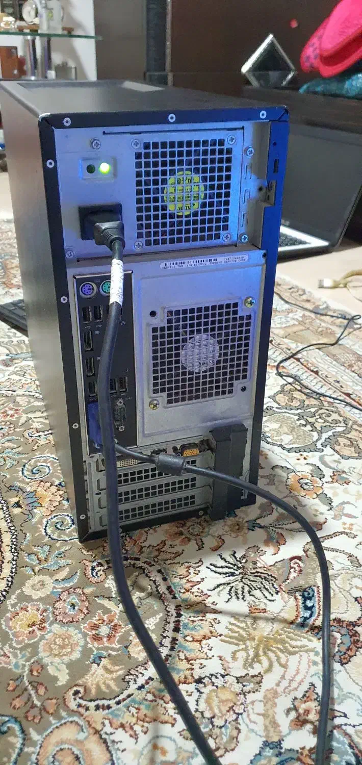 کامپیوتر|رایانه رومیزی|صدرا-فارس, فاز ۱|دیوار