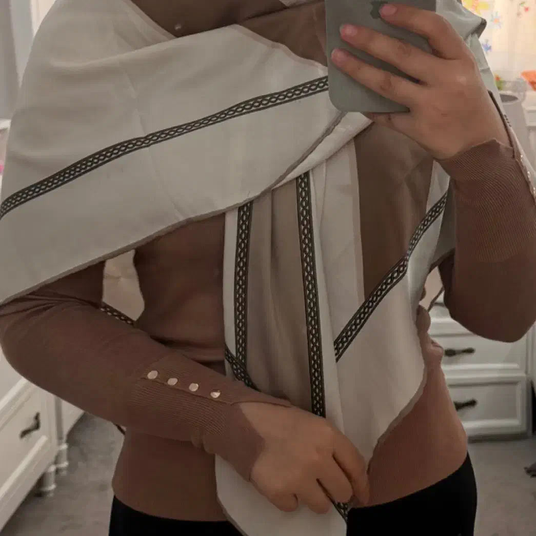 بلوز|لباس|تهران, پرستار|دیوار