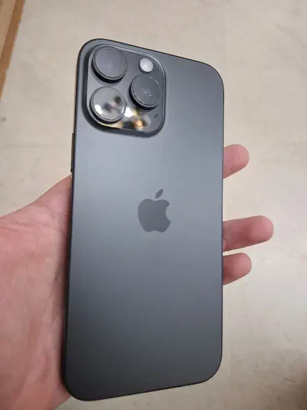 آیفون ۱۶ پرومکس با رجیستر بدون نقطه|موبایل|چالوس, |دیوار