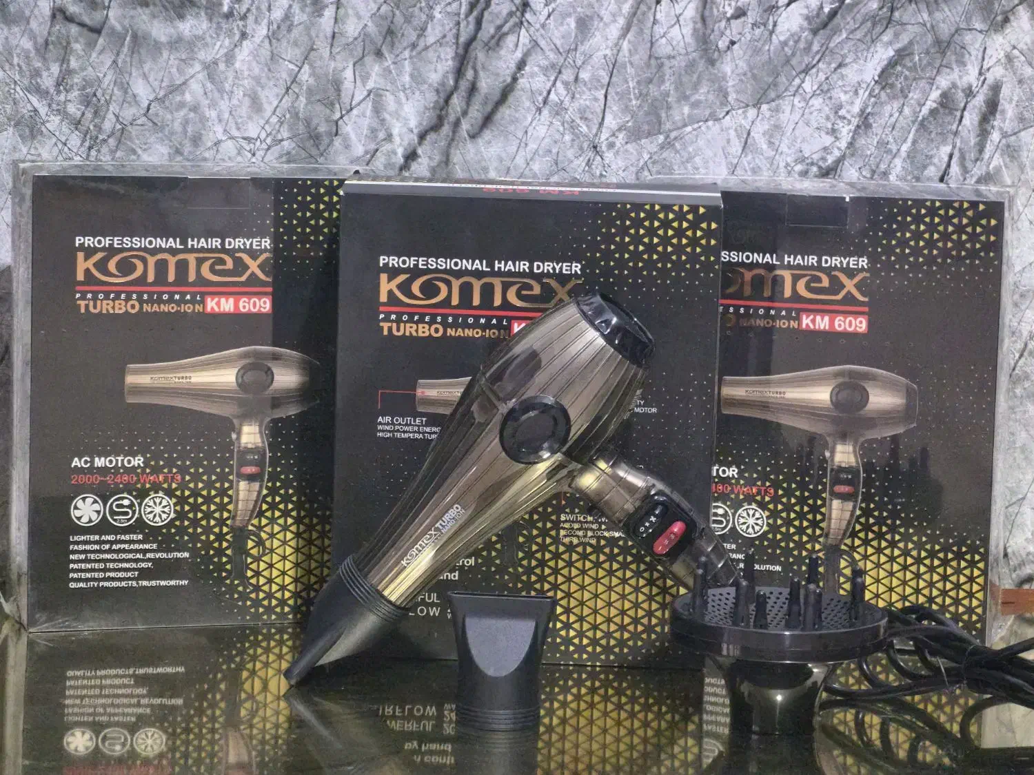 سشوار کومکس|آرایشی، بهداشتی، درمانی|میاندوآب, |دیوار