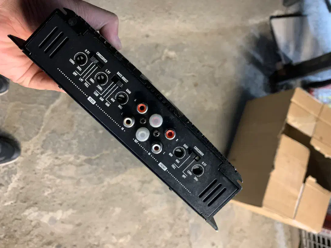 امپلی ۲۵۰۰ gulf milano|صوتی و تصویری|رشت, فلسطین|دیوار