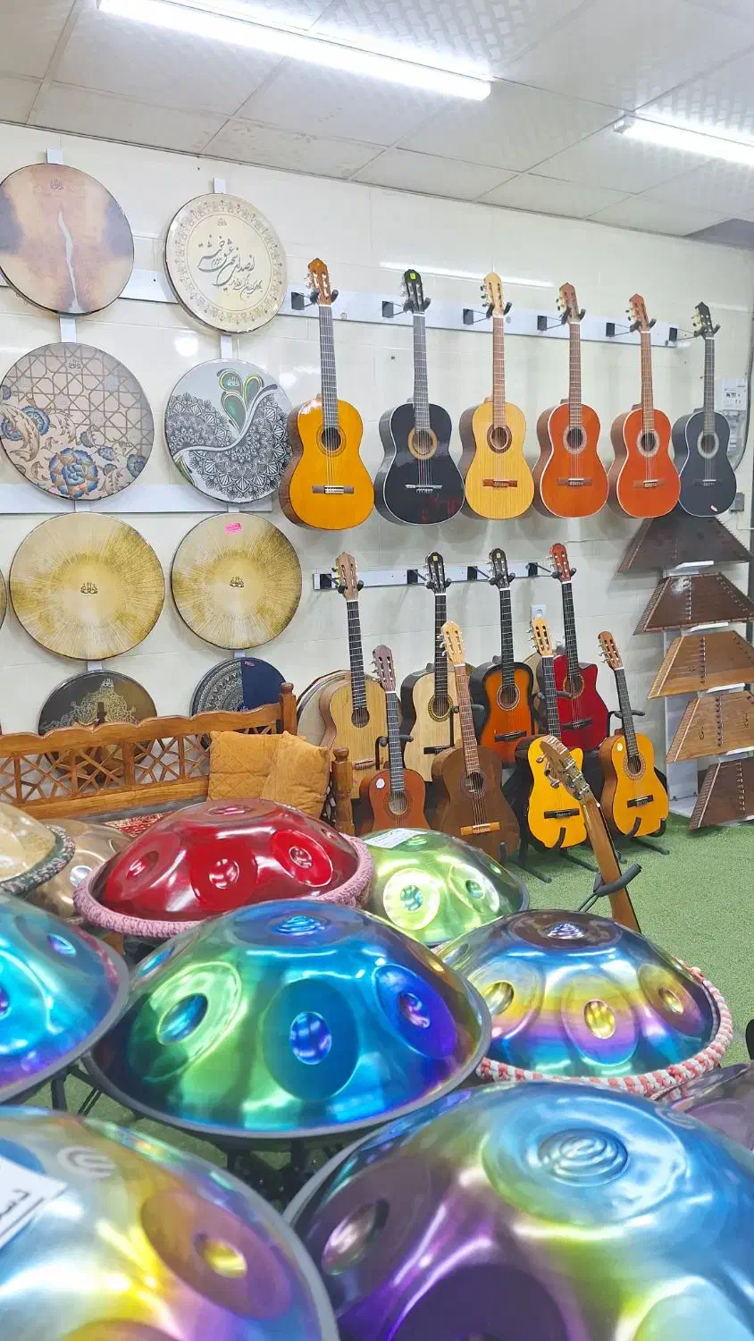 تخفیف لوازم موسیقی برای روز مرد|آلات موسیقی|ساوه, |دیوار