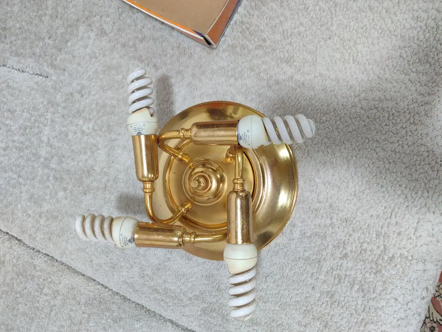 لوستر|لوستر و چراغ آویز|گنبد کاووس, |دیوار