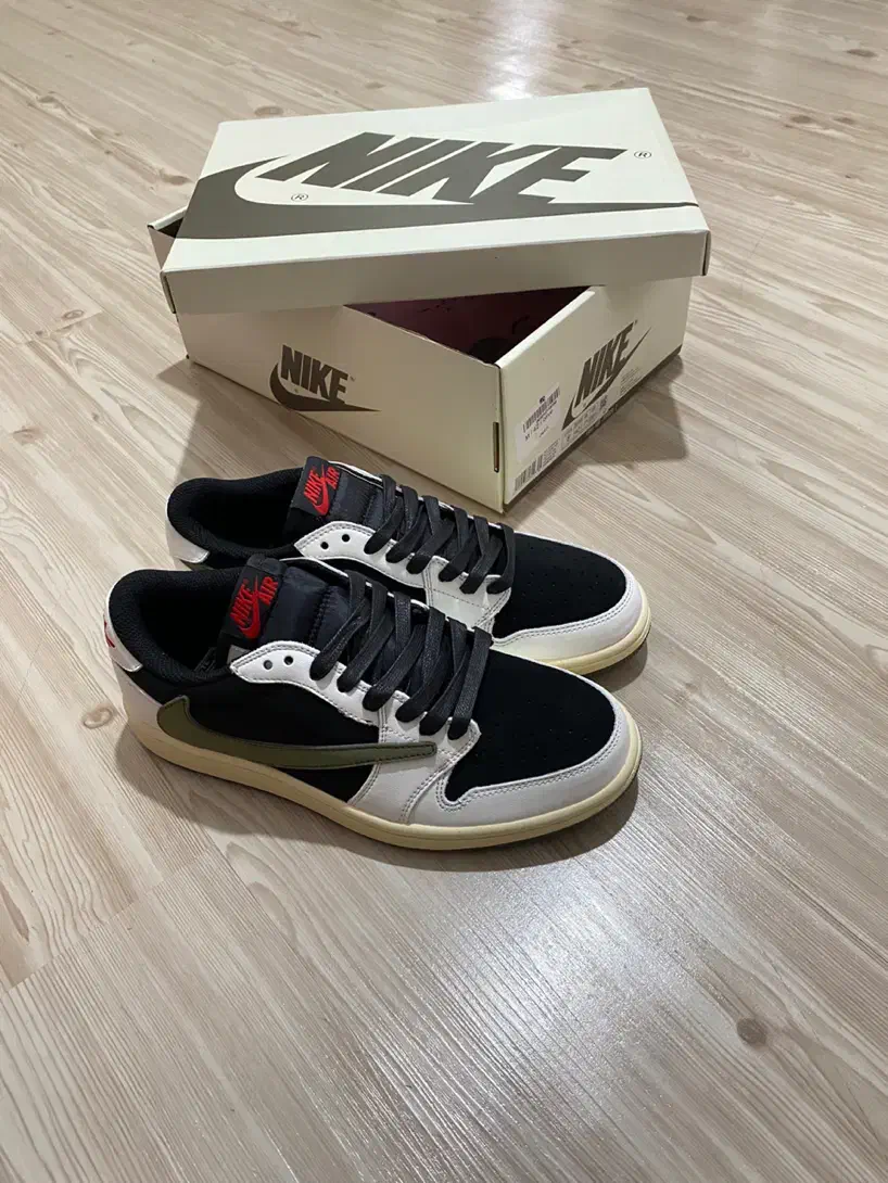 فروش کتونی ویتنام (مستر) عمده و تکی|کیف، کفش، کمربند|رشت, گلسار|دیوار