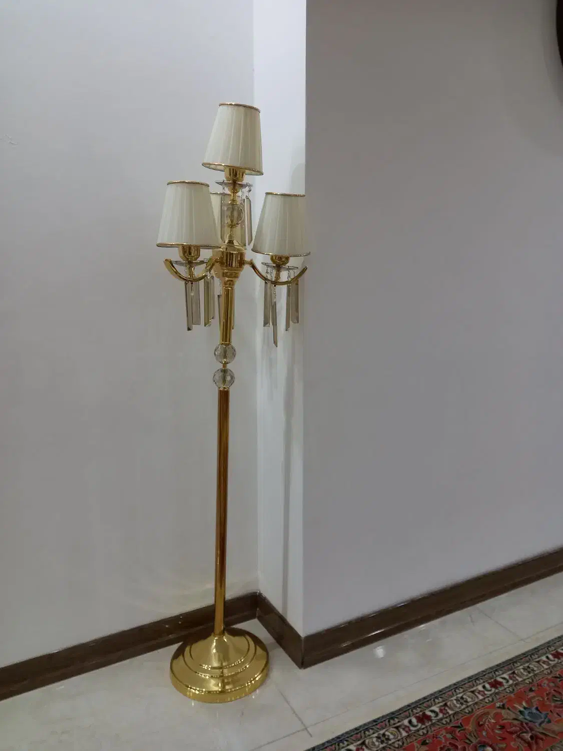 کنار سالنی|چراغ خواب و آباژور|سنندج, |دیوار