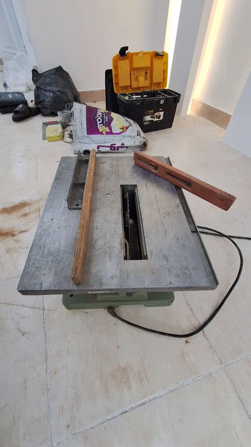 دستگاه برش انگلیسی اصلی|ماشین‌آلات صنعتی|رشت, کوی فکوری|دیوار