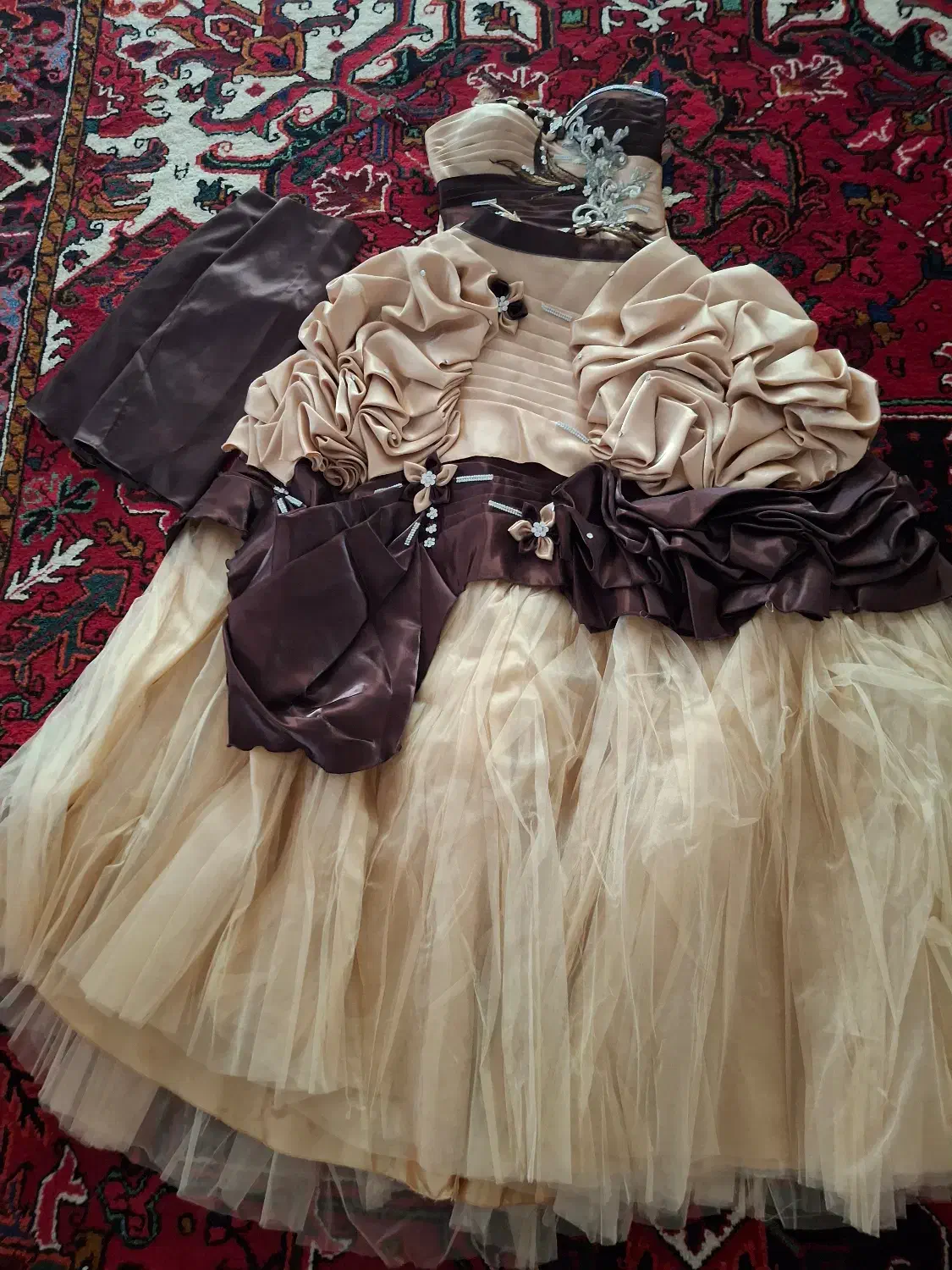 لباس|لباس|خسروشاه, |دیوار