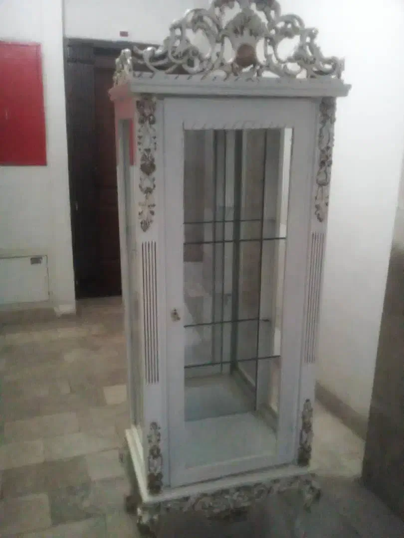 ویترین تمیزو سالم|بوفه، ویترین، کنسول|اسلام‌شهر, شهرک واوان|دیوار