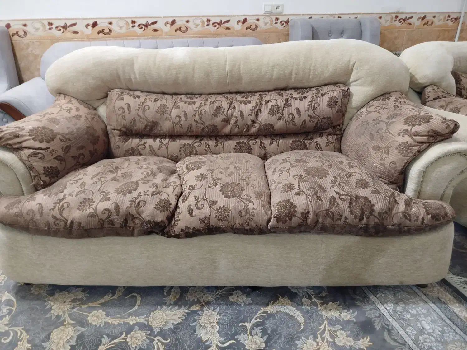 مبل ۷نفره فوری|مبلمان خانگی و میز عسلی|یزد, |دیوار