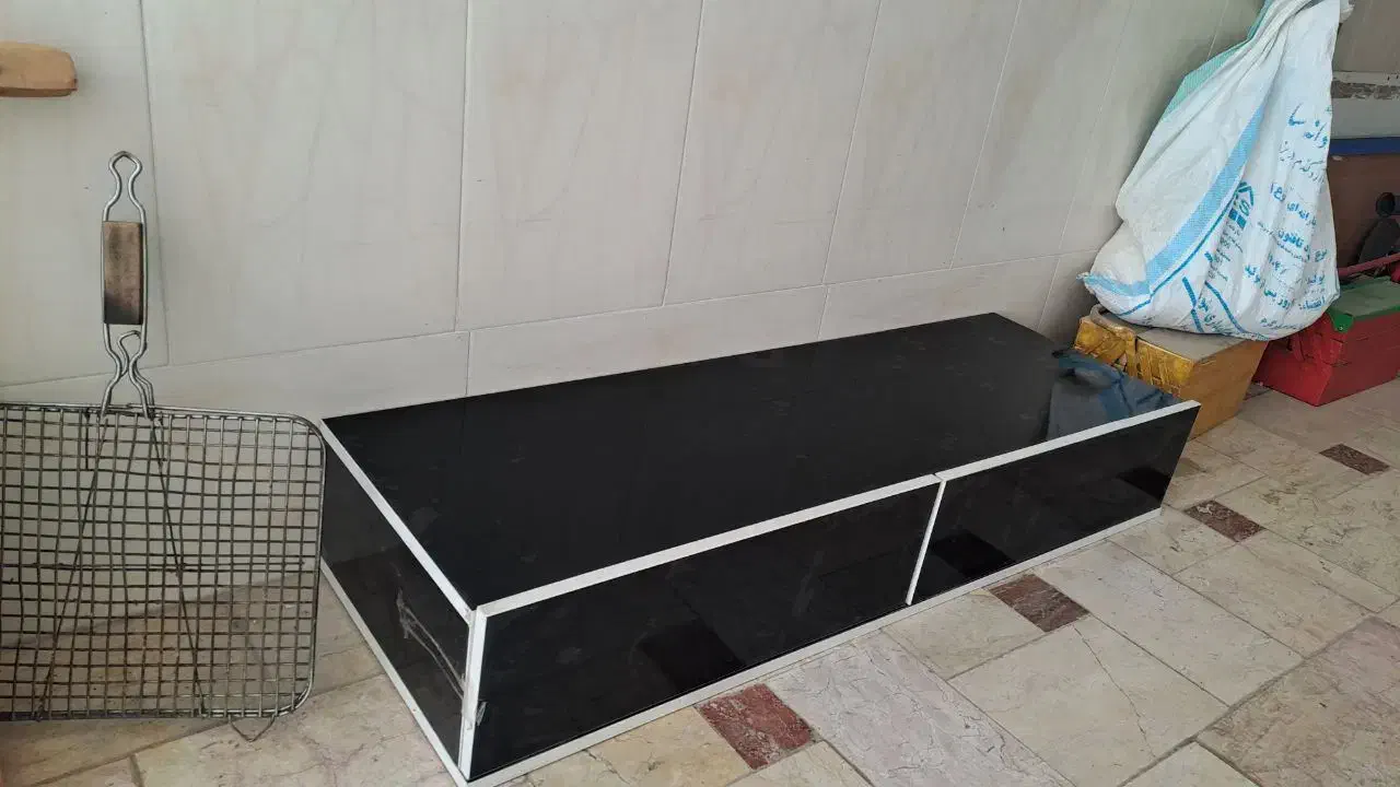 کنسول۲کشو شیک|بوفه، ویترین، کنسول|یزد, |دیوار