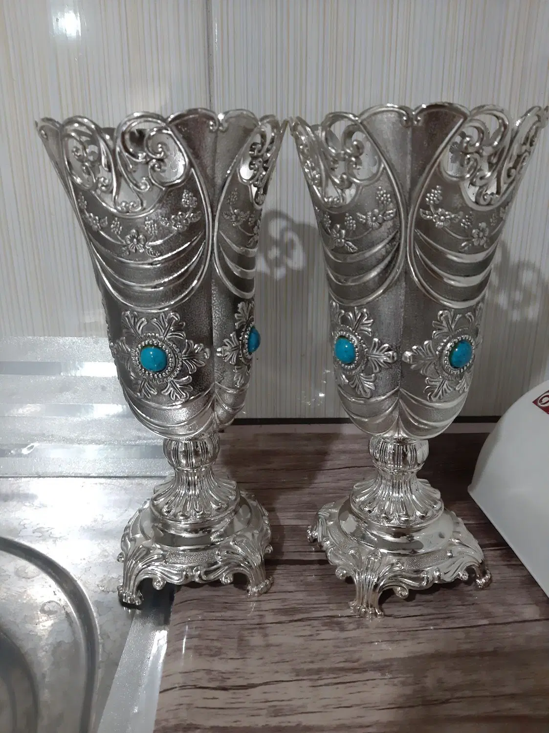 گلدان|صنایع دستی و سایر لوازم تزئینی|اصفهان, ارغوانیه|دیوار