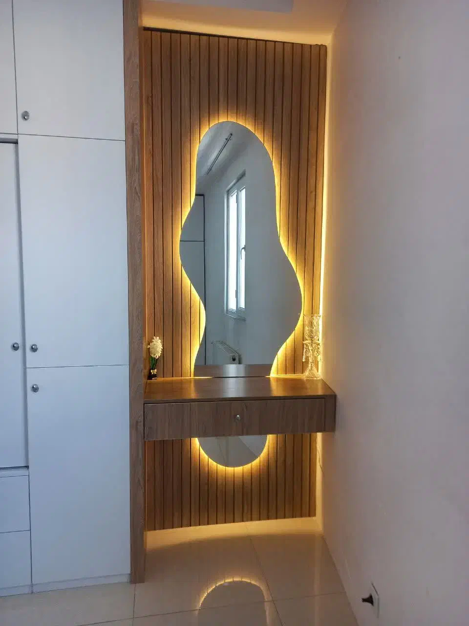 تولید و نصب انواع آینه های دفرمه و باکس های mdf|آینه|سمنان, |دیوار