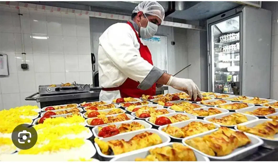 ،کمک اشپز،نیروی ساده و منشی برای شیفت شب|استخدام خدمات فروشگاه و رستوران|شاهرود, |دیوار