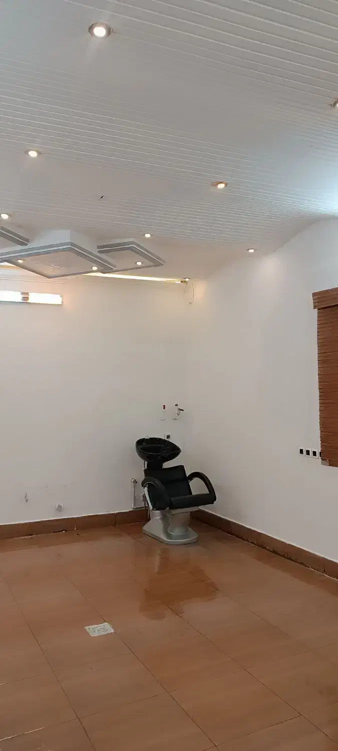 اجاره مغازه نبش فردوسی ۲۵|اجارهٔ مغازه و غرفه|زابل, |دیوار