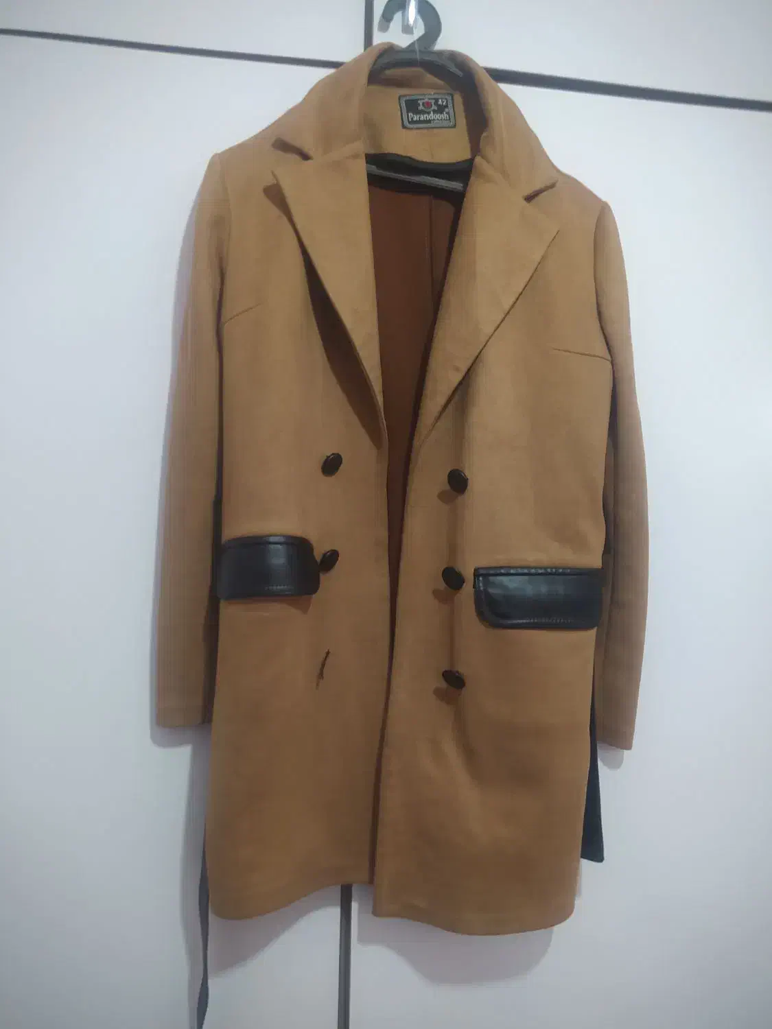 پالتوومانتو100|لباس|مشکیندشت, |دیوار