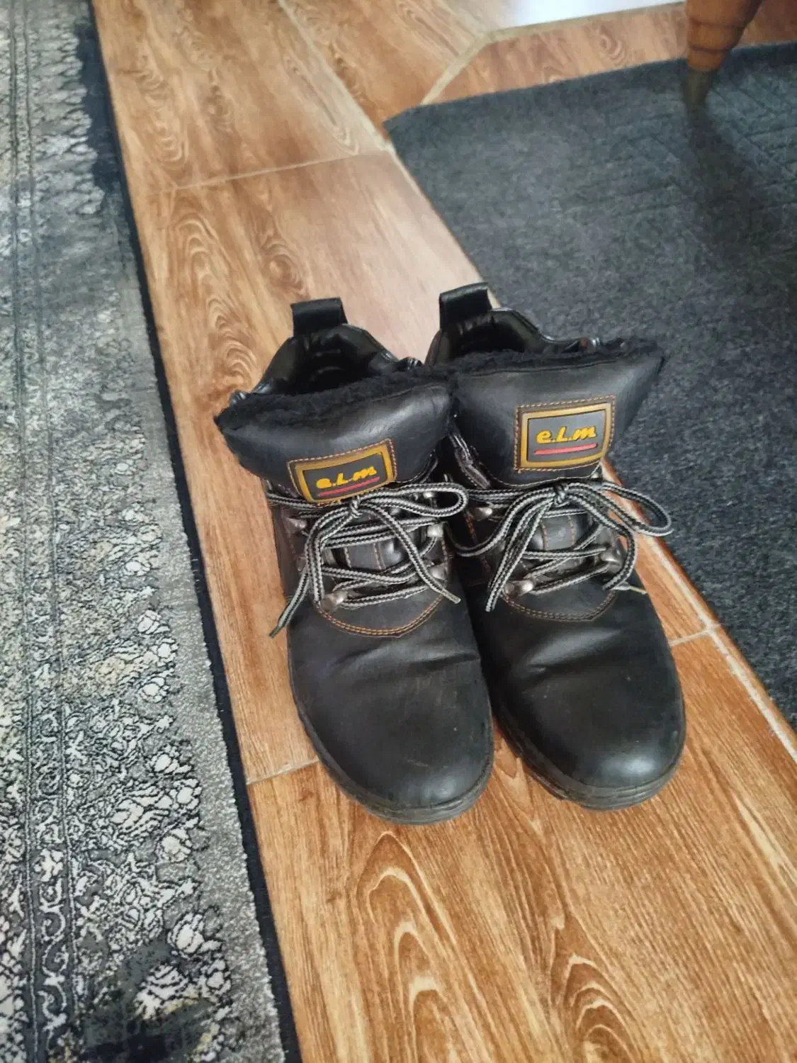 کفش پسرانه|کفش و لباس بچه|بندر انزلی, پرستار|دیوار