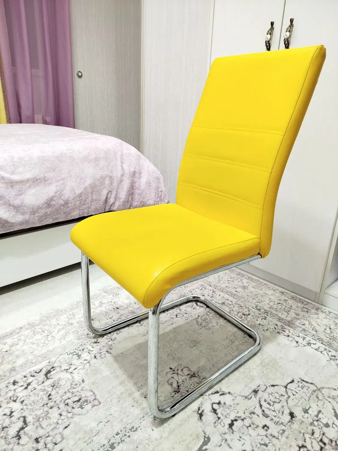 صندلی در حد نو|صندلی و نیمکت|سنندج, |دیوار