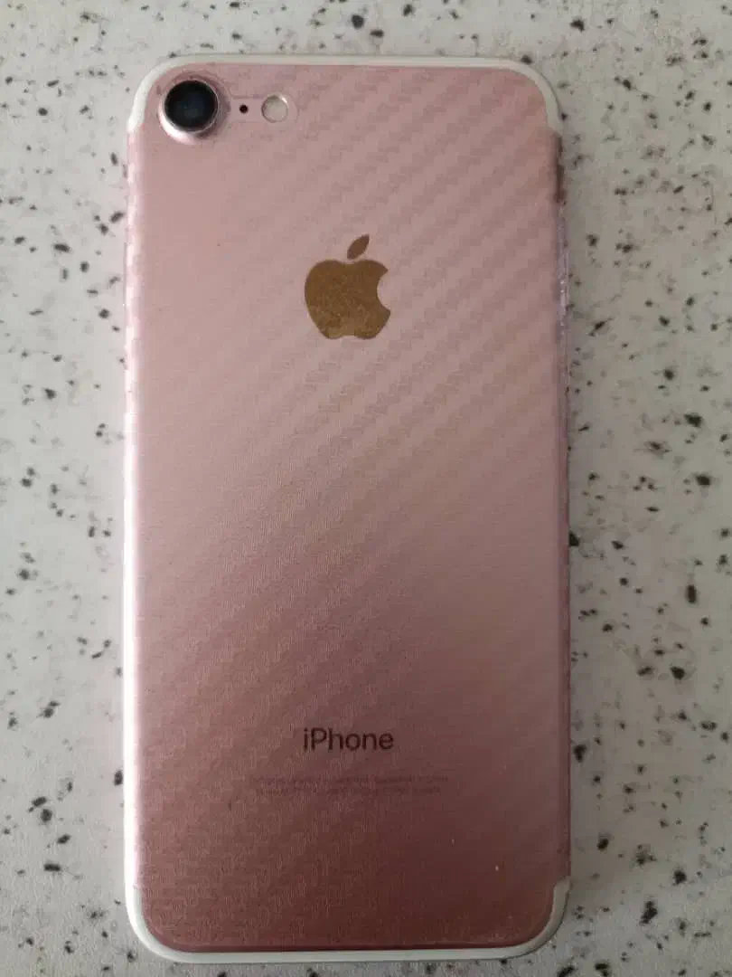 اپل iPhone 7 با حافظهٔ ۱۲۸ گیگابایت|موبایل|ارومیه, |دیوار